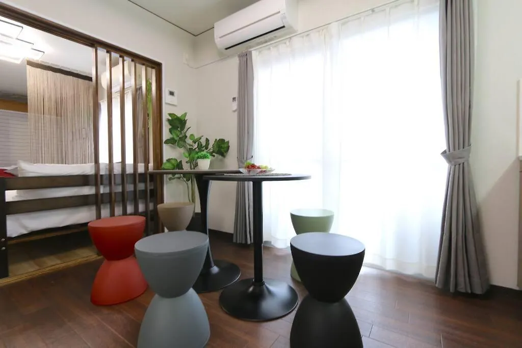 Guest House Kuromon403,徒歩すぐ黒門市場,難波,道頓堀近く Осака Апартаменты